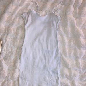 Forever 21 mini body con dress 🤍 small